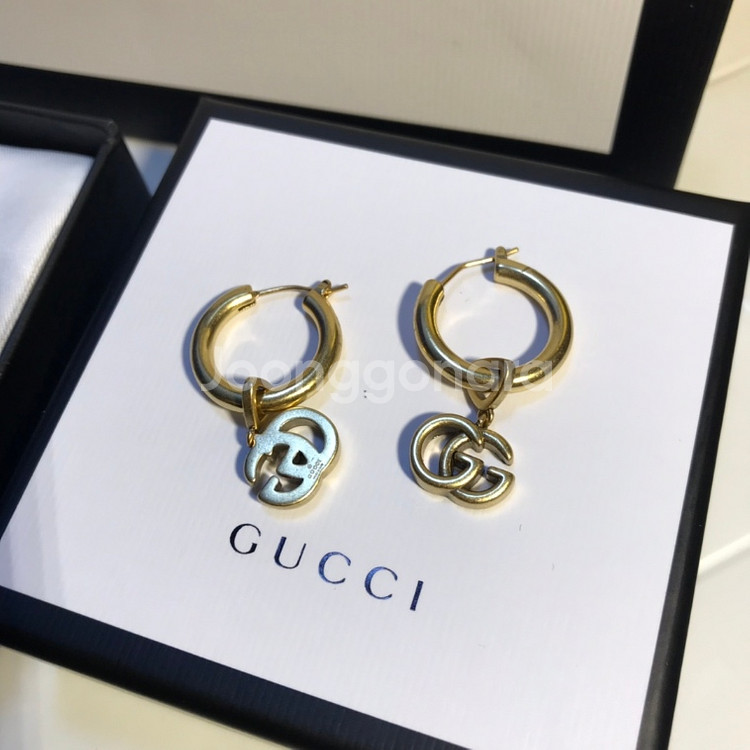 Gucci 업사이클링 펜던트 피어싱 귀걸이--3