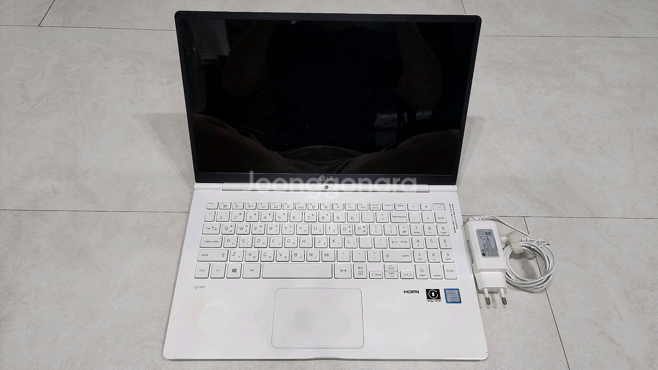 LG Gram 15 화이트 노트북 i5--0