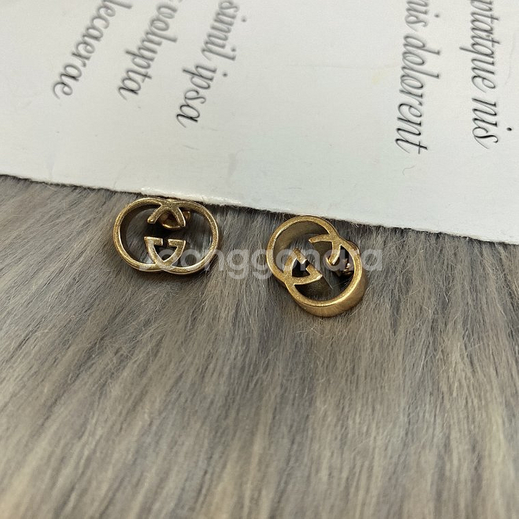 Gucci 업사이클링 펜던트 피어싱 귀걸이--1