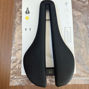 본트레거에울루스카본 안장