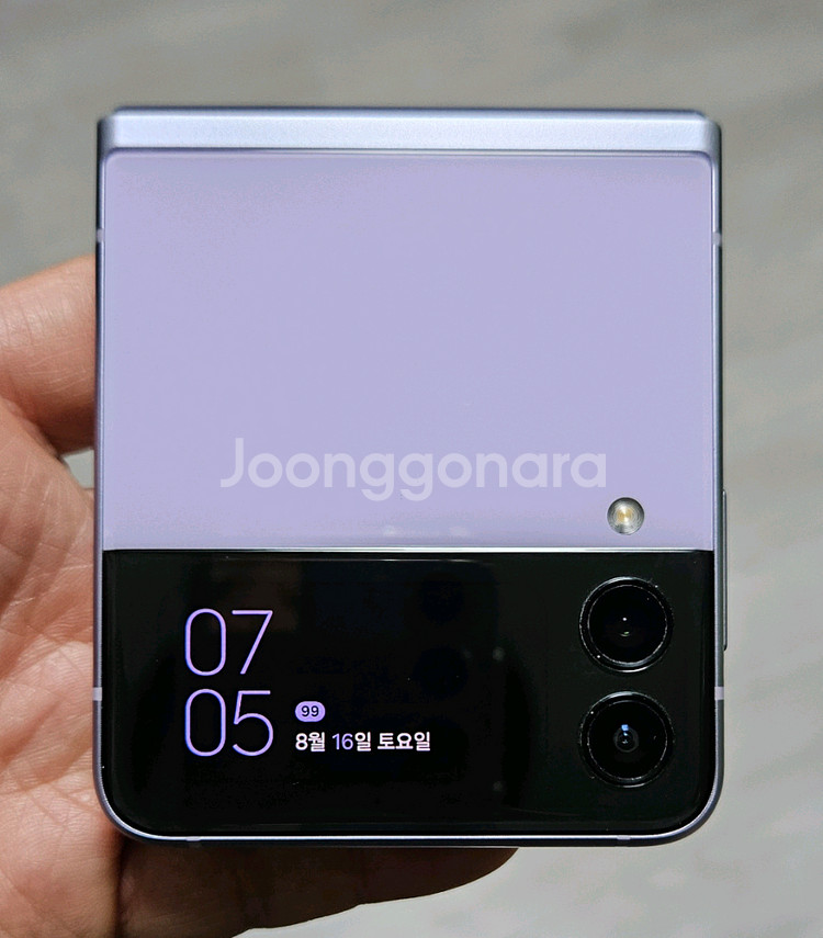 갤럭시 Z플립3 라벤더 256GB 싸게 팝니다.--2