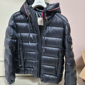 몽클레어 패딩pavin