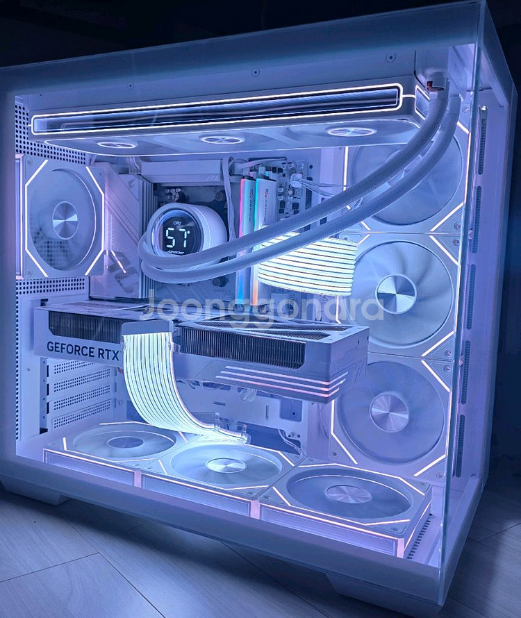 라이젠 9600X RTX5070TI 고사양 화이트컴--0