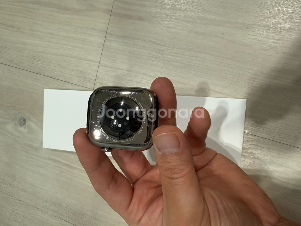 애플워치10 46mm 네츄럴 티타늄 애케플 밀레니즈루프--6