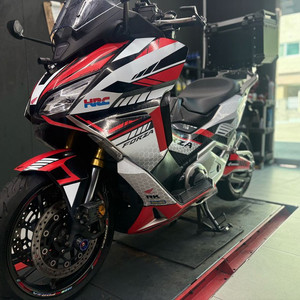 혼다(HONDA)포르자750 21년식팝니다