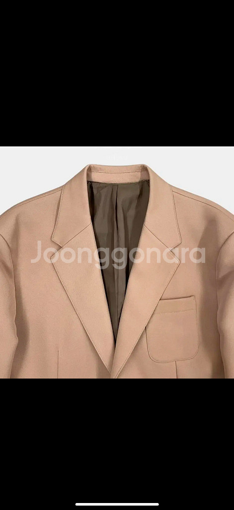 우영미 베이지 투버튼 블레이저--1