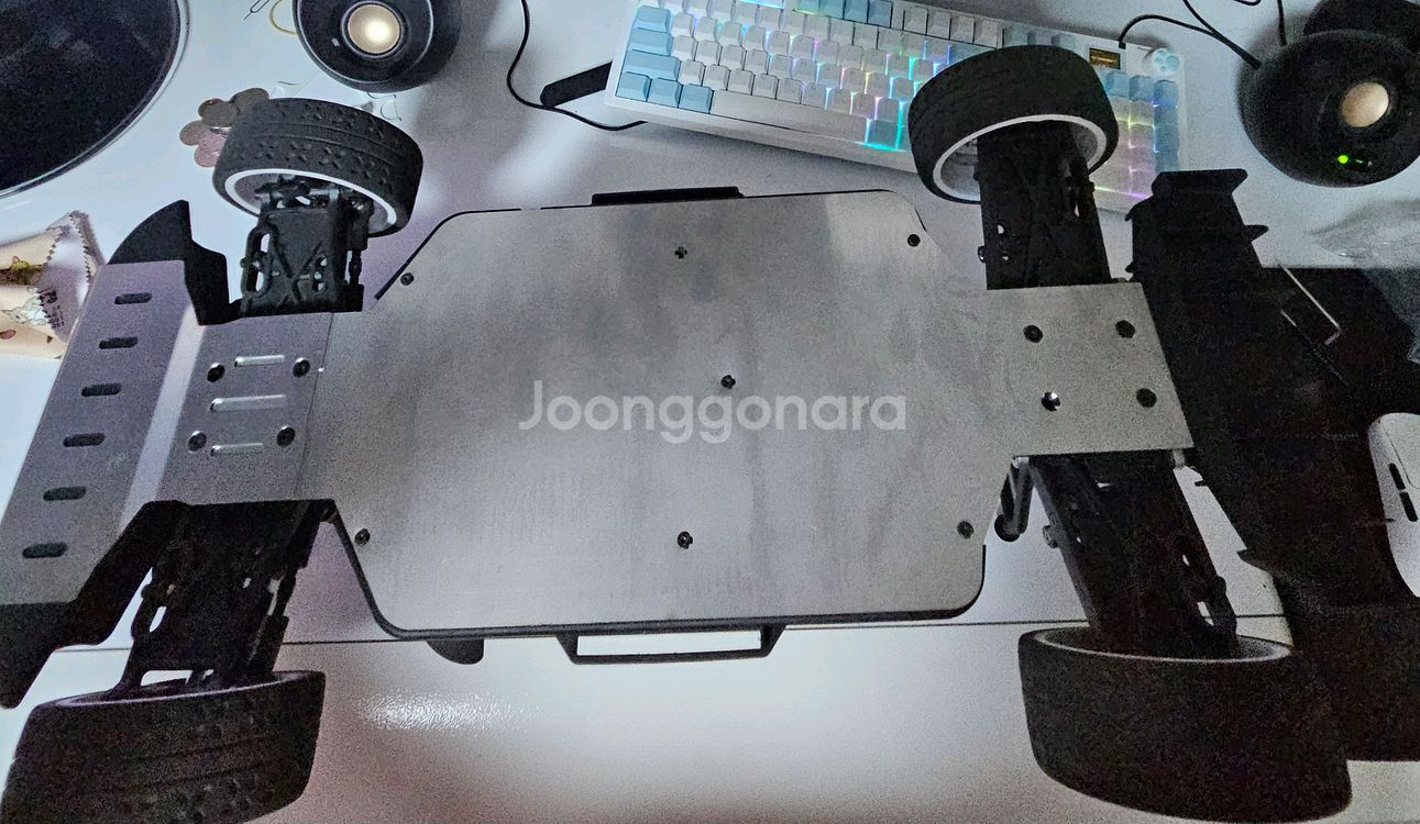 mjx7303 배터리+충전기+튜닝파츠 풀셋 급매합니다--4