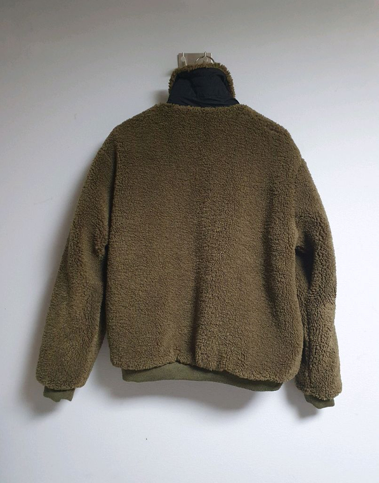 착샷* 양면 퍼 후리스 점퍼 블랙+카키)105--3