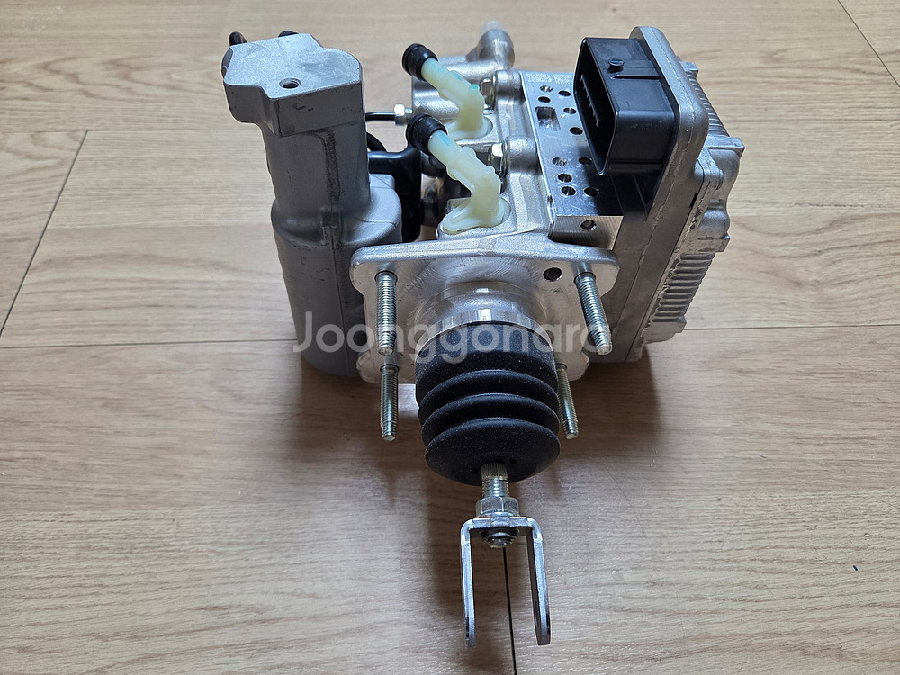 렉서스 ES300h AVV60 후기형 ABS (모듈)--6