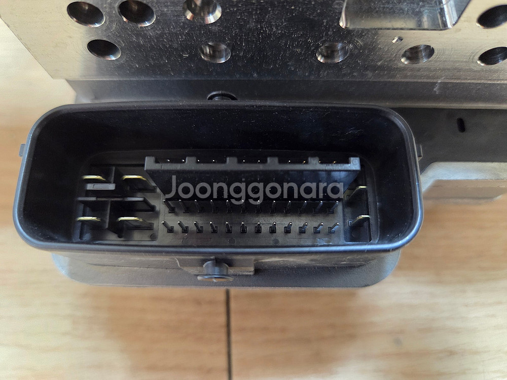 렉서스 ES300h AVV60 후기형 ABS (모듈)--9