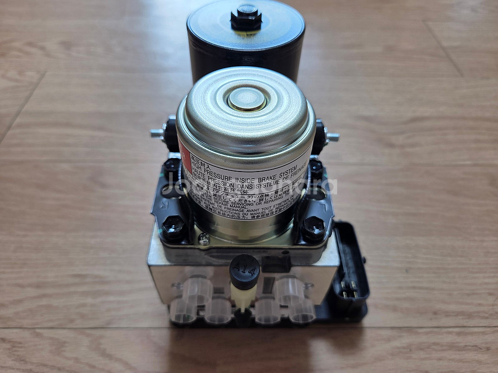 렉서스 GS450h ABS 모듈--4