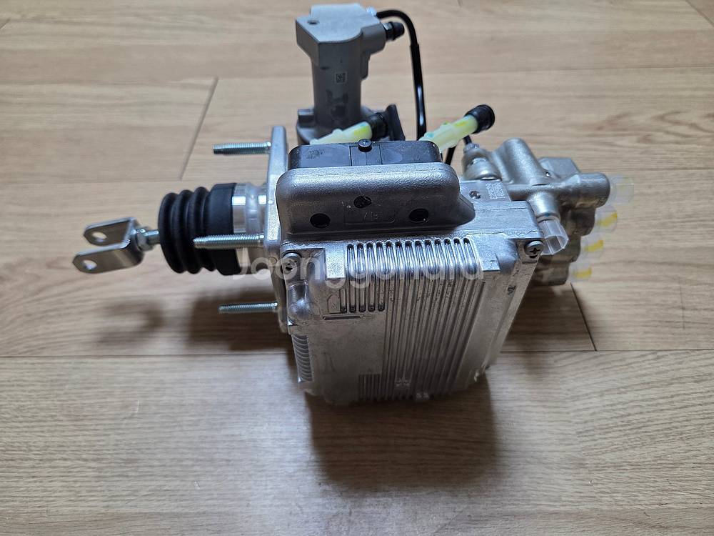 렉서스 CT200h ABS 모듈--4