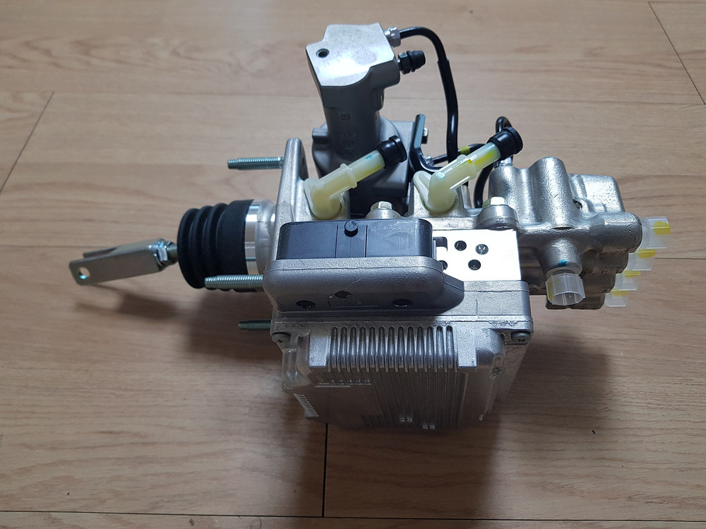 렉서스 NX300h ABS 모듈 이미지