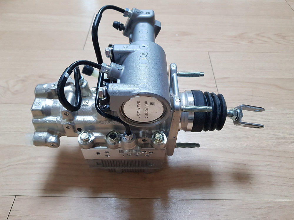 도요타 프리우스 ZVW30 ABS 모듈 이미지