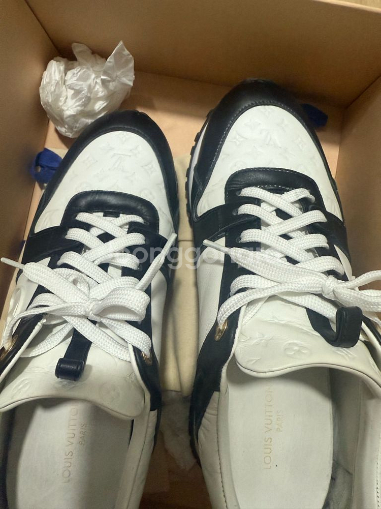 정품 루이비통 런어웨이 펄스 스니커즈--3