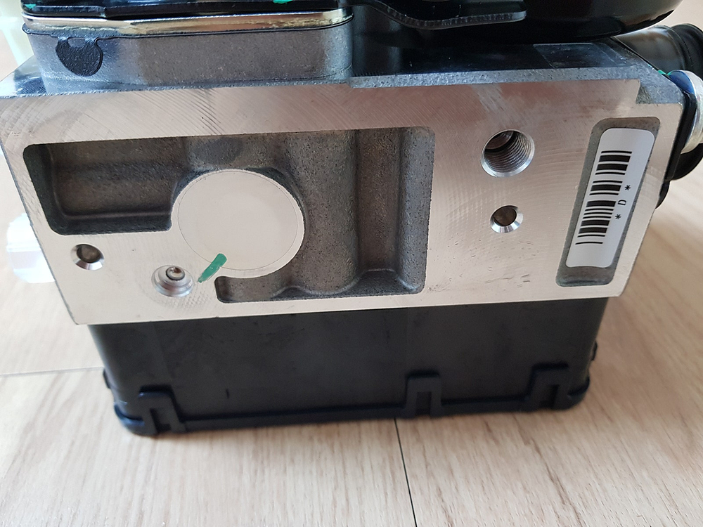 렉서스 RX400h ABS 모듈 이미지