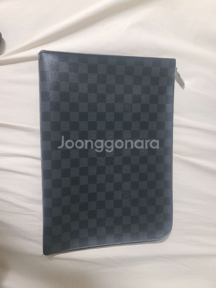 루이비통 클러치--0