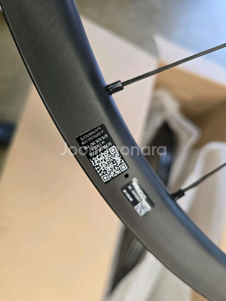 펄크럼 MTB 29인치 레드존 카본 부스트 휠셋 미사용--5