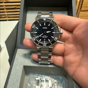 ORIS Aquis date 청판 (애커스 데이트)