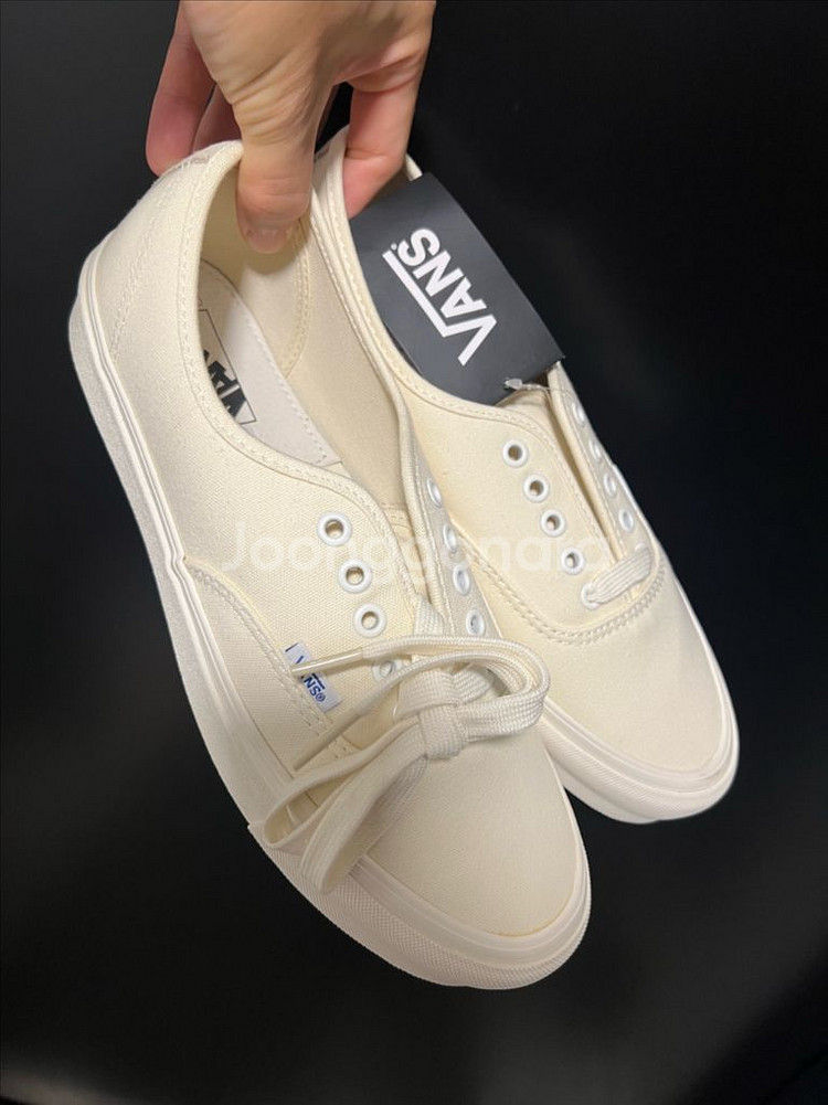 새상품 반스 볼트 OG 어센틱 LX 클래식 화이트275--0