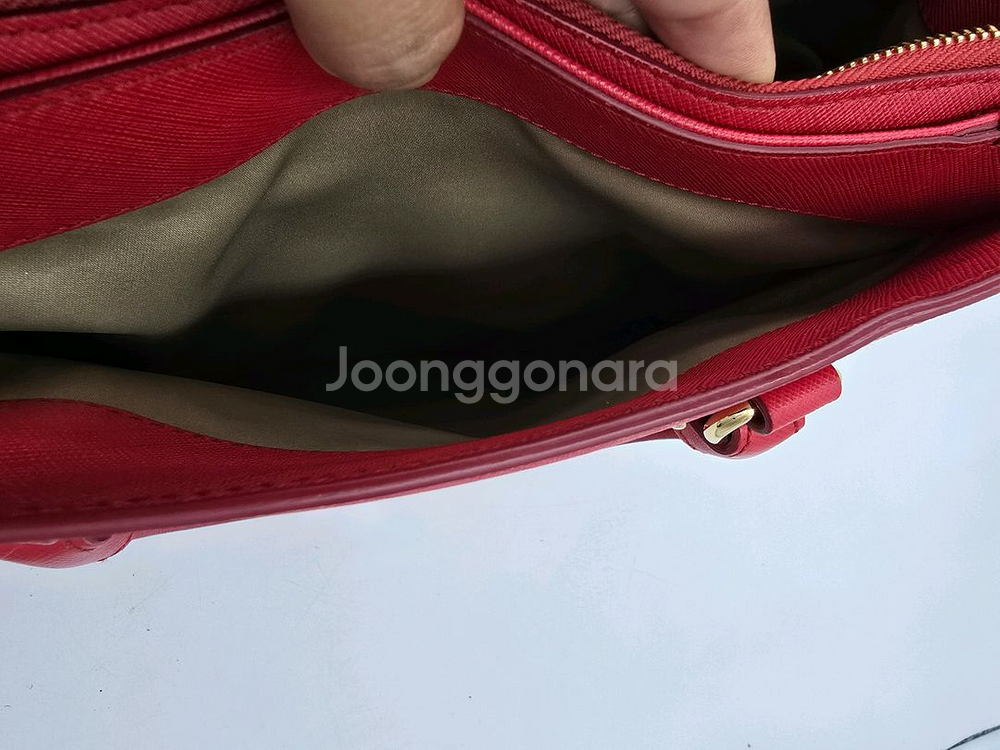 페라가모 Beky 사피아노 토트백 레드미니--8