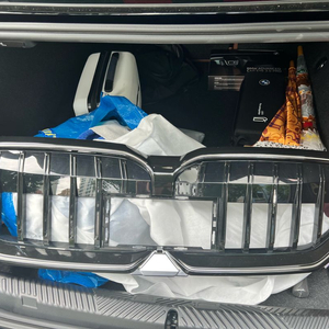 BMW G60 530e 순정그릴 (레이더센서커버X
