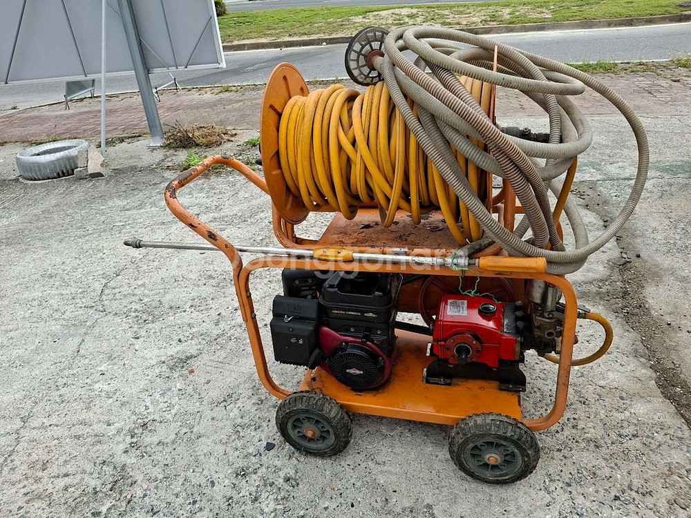 미제 뱅가드 고압 엔진분무기 80A--0