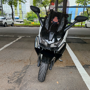 XQ300 DNA모터스