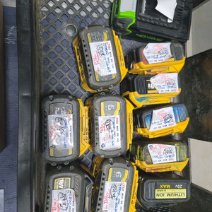 디월트보쉬힐티마끼다계양아임삭 공구배터리