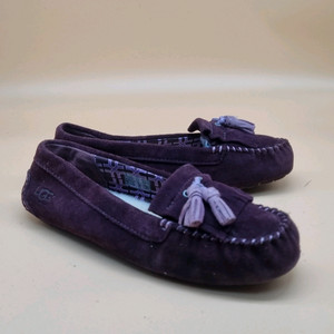 UGG 어그 여성모카신250