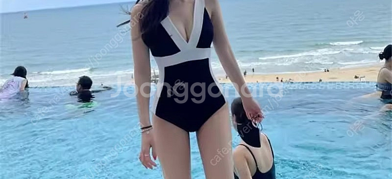 [새상품] 여성 수영복 모노키니 택 다있어요--1