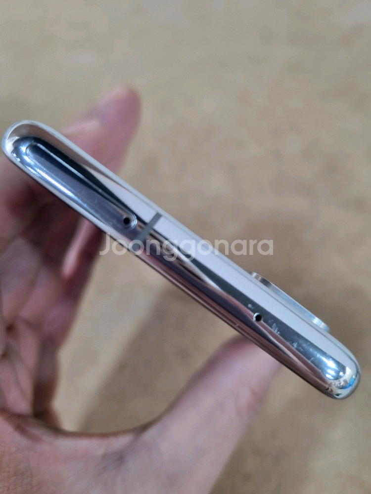 갤럭시S20 화이트 128GB 자급제공기계 중고폰--2