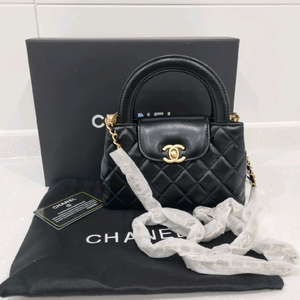 샤넬 켈리백st 새상품