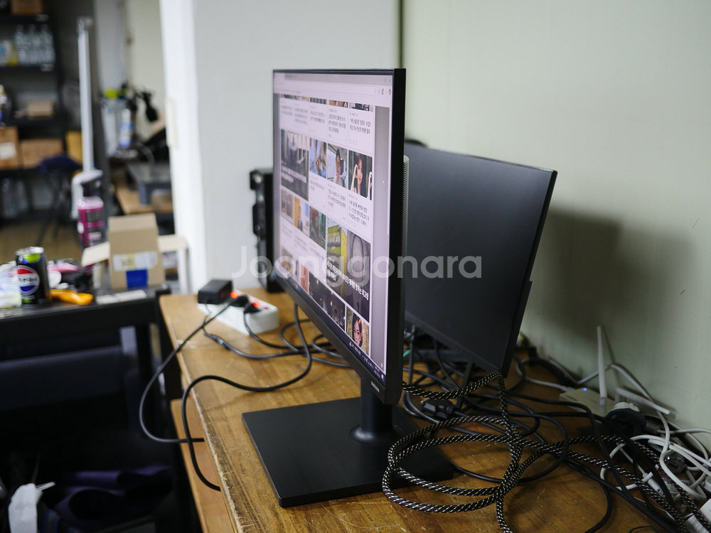 삼성 24인치 LED 피벗 모니터 F24T450FQK--6