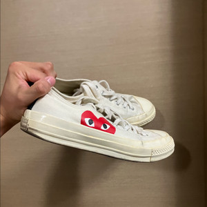꼼데가르송 척테일러 260