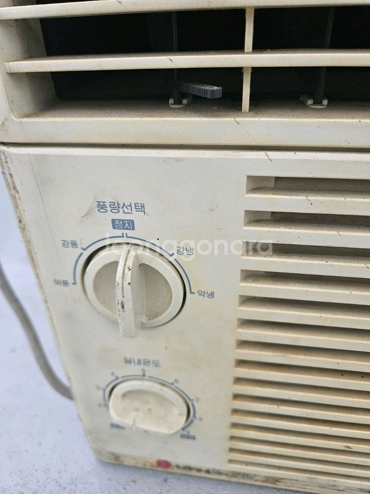 LG창문형 에어컨 무척시원합니다--1