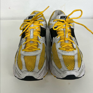 정품) 나이키 줌 보메로5 운동화 270