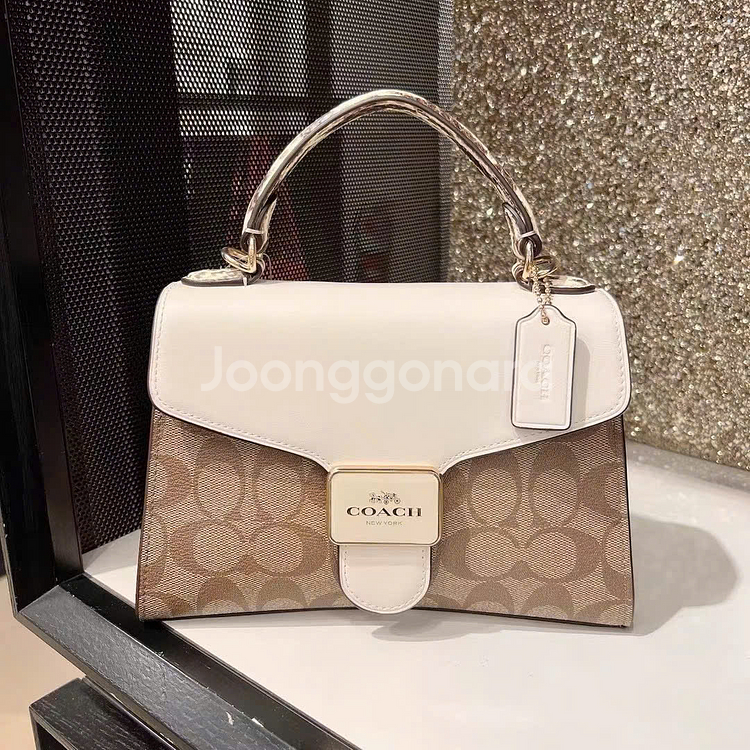 코치 페퍼 새첼 시그니처 숄더백 화이트 C1325--1