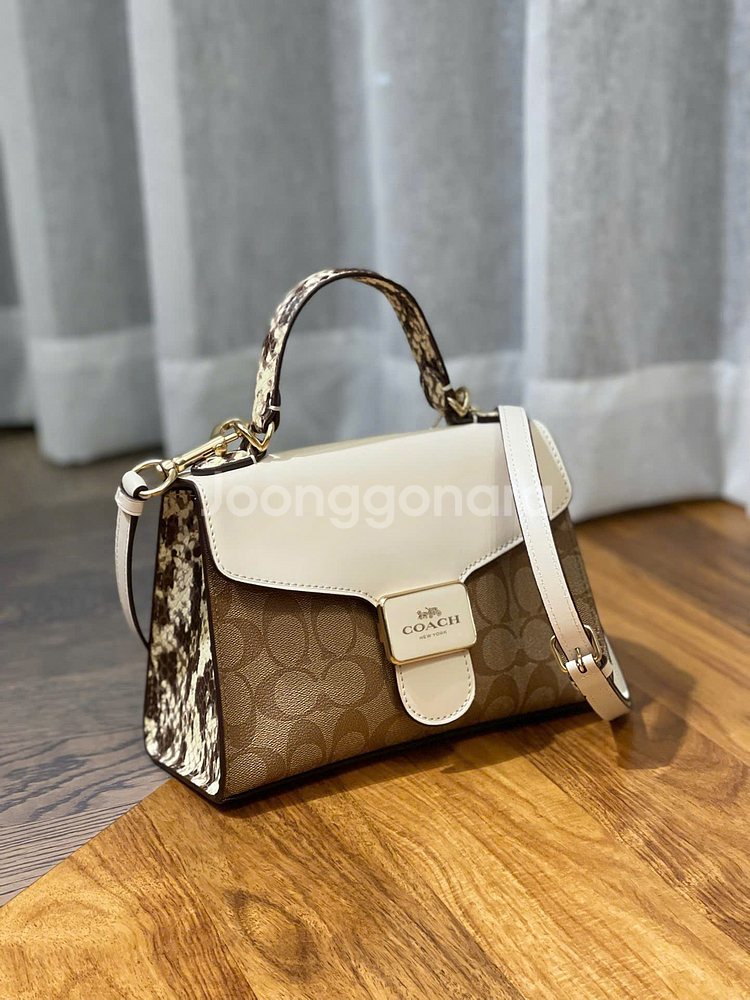 코치 페퍼 새첼 시그니처 숄더백 화이트 C1325--5