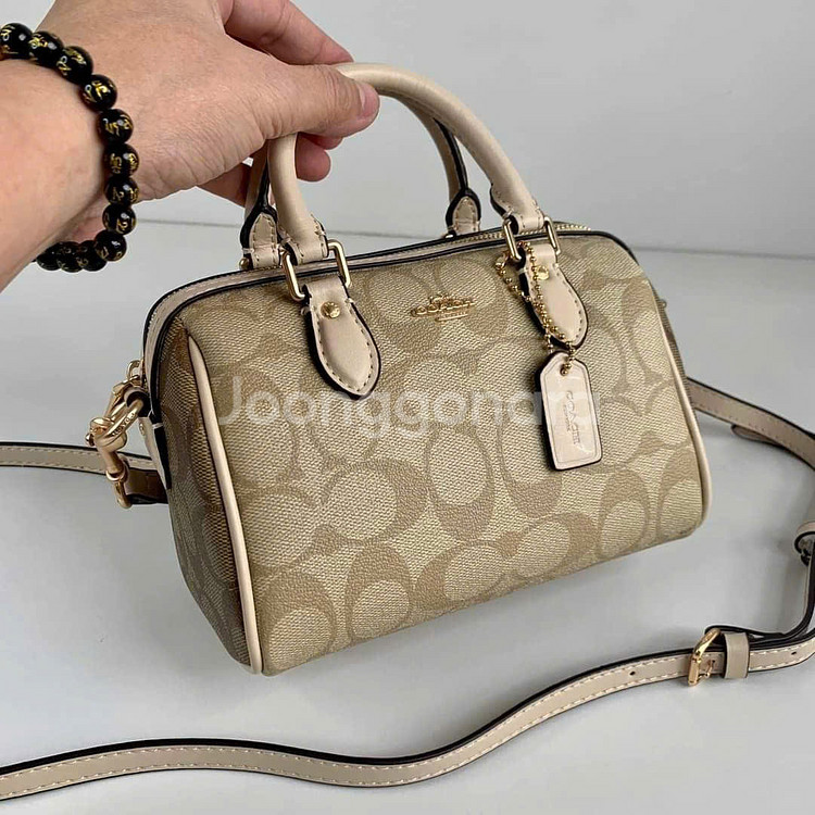 코치 미니 로완 사첼인 블록 시그니쳐 캔버스 크로스바디--3