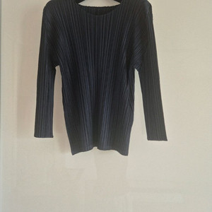 이세이미야케 플리츠플리츠 멜로우탑 블루블랙 25년4월