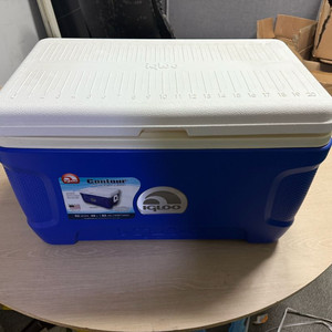 이글루 아이스박스 컨투어 52QT(49L) 새상품