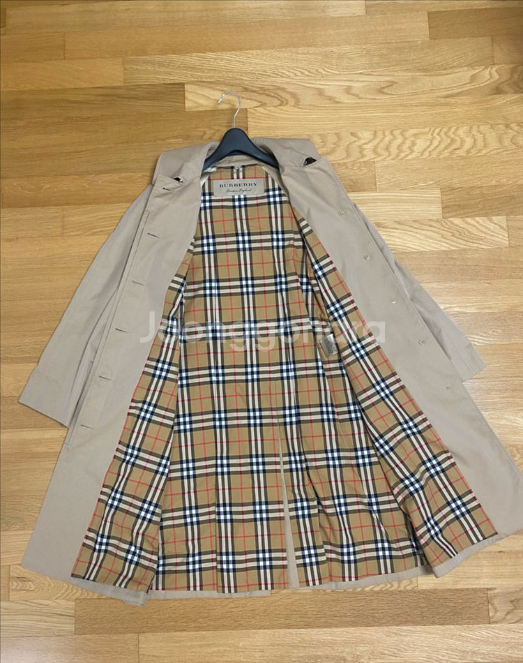 버버리트렌치코트--3