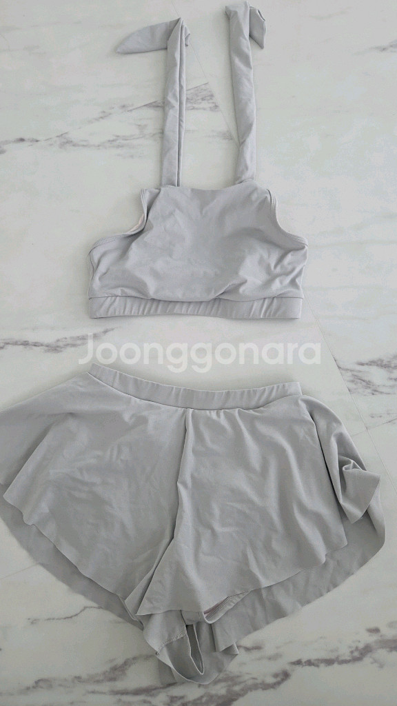 핫한폴웨어 상의 M , 하의 L 판매합니다--0