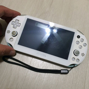 소니 ps vita2세대 게임기
