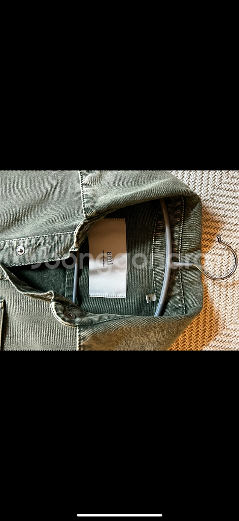 AMI SS25 캐주얼 자켓 (HJK273DE0064)--1