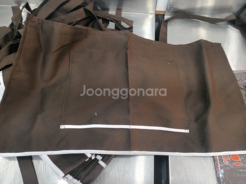 홀 서빙 새 앞치마--1