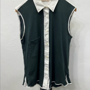 매장판정품) 마르니 블랙/화이트 카라 반팔 셔츠 38