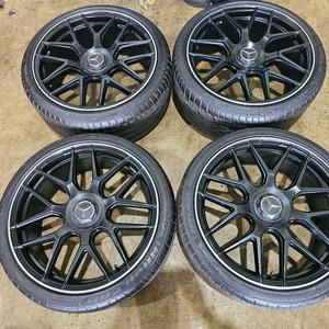 벤츠 S63 amg 퍼포먼스st 20인치 휠타이어