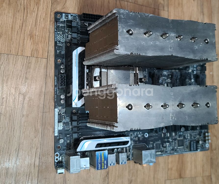 X99-A/USB 3.1 보드와 i7 5930K 시피유--1